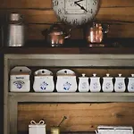 Forest Ranger's House, Authentic Lappish Atmosphere ヴィラ Äkäslompolo