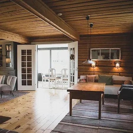 Forest Ranger's House, Authentic Lappish Atmosphere