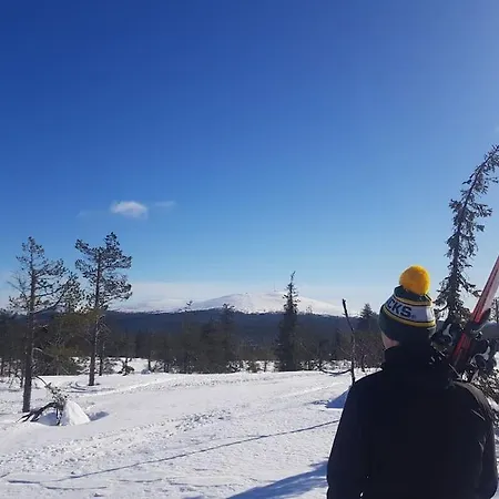 Forest Ranger's House, Authentic Lappish Atmosphere Villa *