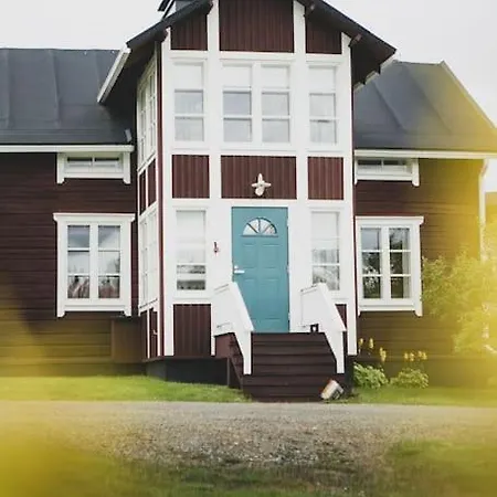 Forest Ranger's House, Authentic Lappish Atmosphere 빌라