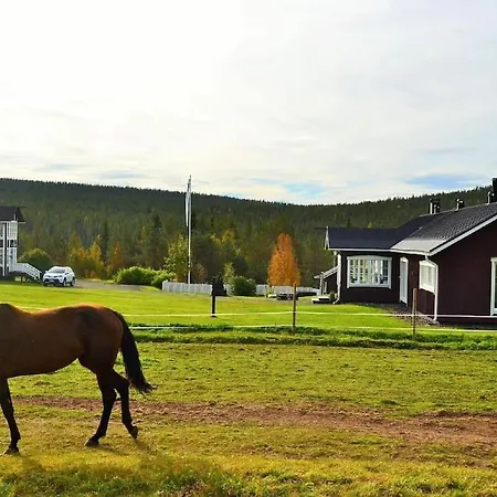 Forest Ranger's House, Authentic Lappish Atmosphere Äkäslompolo