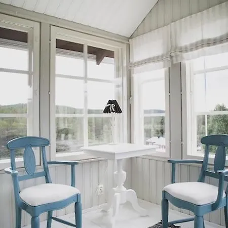 빌라 Forest Ranger's House, Authentic Lappish Atmosphere Äkäslompolo