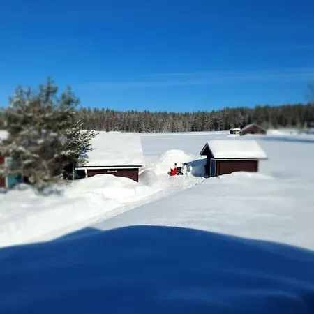 Forest Ranger's House, Authentic Lappish Atmosphere *