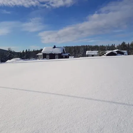 Forest Ranger's House, Authentic Lappish Atmosphere 빌라 Äkäslompolo