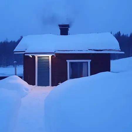 Forest Ranger's House, Authentic Lappish Atmosphere *