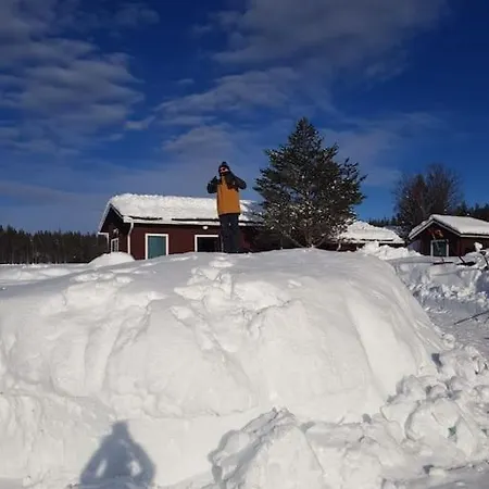 Forest Ranger's House, Authentic Lappish Atmosphere Äkäslompolo