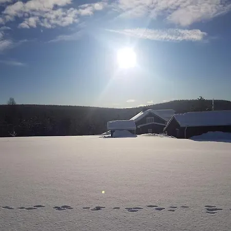 Forest Ranger's House, Authentic Lappish Atmosphere * Akaslompolo
