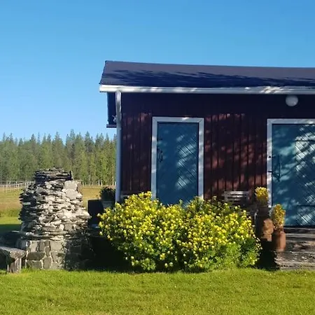 빌라 Forest Ranger's House, Authentic Lappish Atmosphere Äkäslompolo