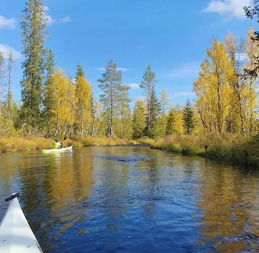 Forest Ranger's House, Authentic Lappish Atmosphere Villa *