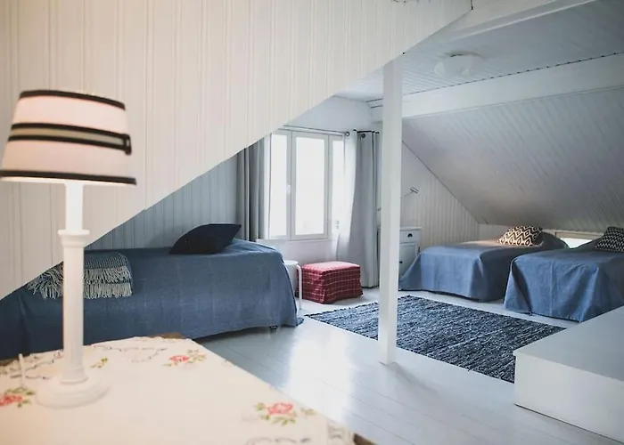 Forest Ranger's House, Authentic Lappish Atmosphere Villa Äkäslompolo