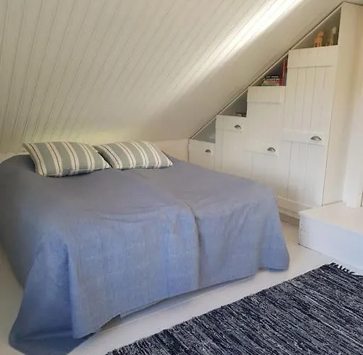 Forest Ranger's House, Authentic Lappish Atmosphere Villa *