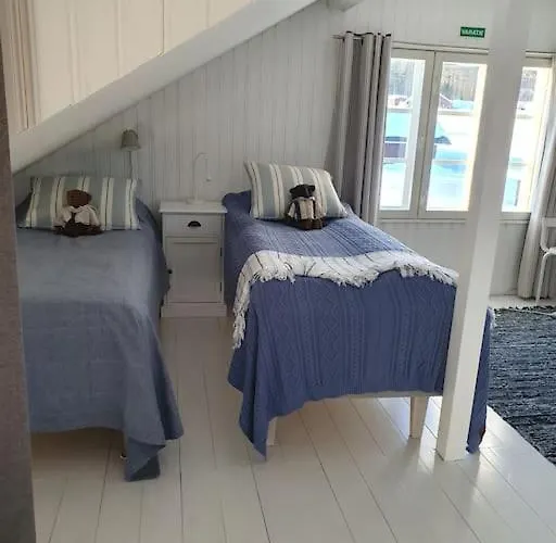 Forest Ranger's House, Authentic Lappish Atmosphere Villa *