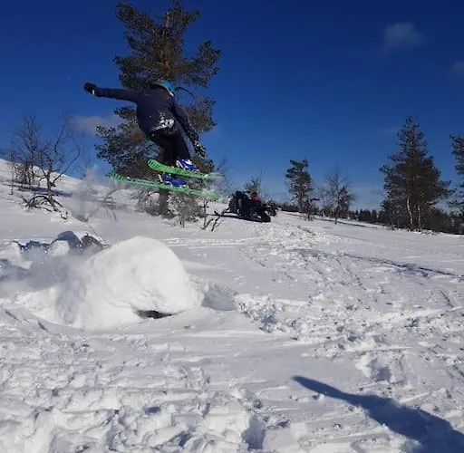 Villa Forest Ranger's House, Authentic Lappish Atmosphere Äkäslompolo