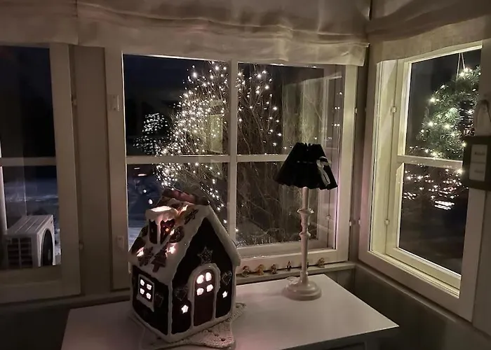 Forest Ranger's House, Authentic Lappish Atmosphere Villa *