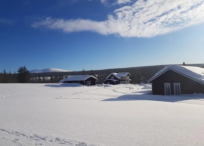 Forest Ranger's House, Authentic Lappish Atmosphere Villa Äkäslompolo