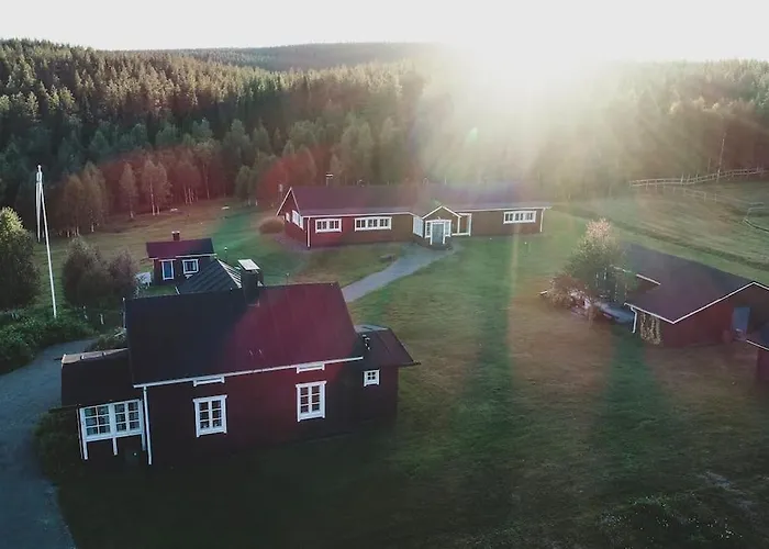 Forest Ranger's House, Authentic Lappish Atmosphere *