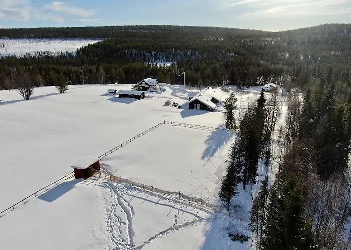 Forest Ranger's House, Authentic Lappish Atmosphere Villa